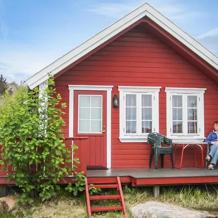 Awesome In Spangereid With Kitchen Korshamn (Vest-Agder)